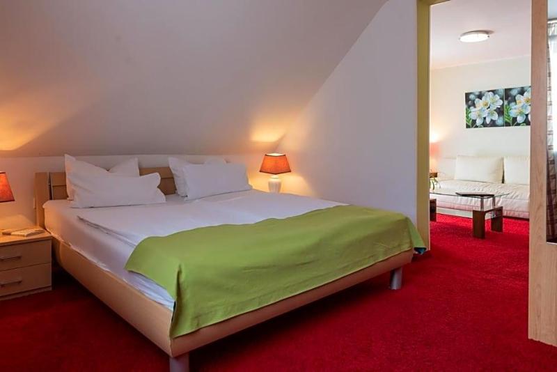 Hotel Central image