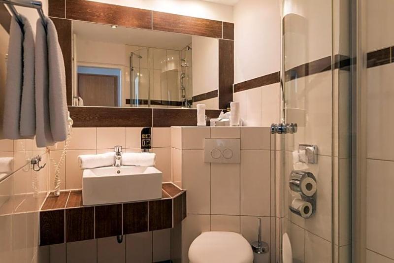 Hotel Central image