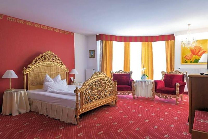 Hotel Central image
