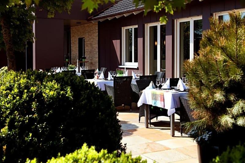 Hotel Restaurant Anna image