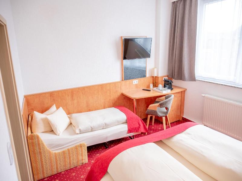 Aara Hotel image