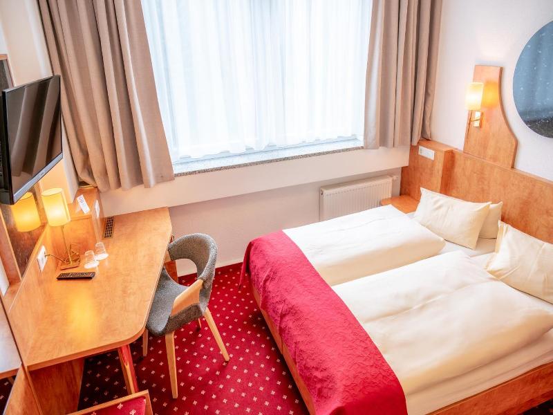 Aara Hotel image