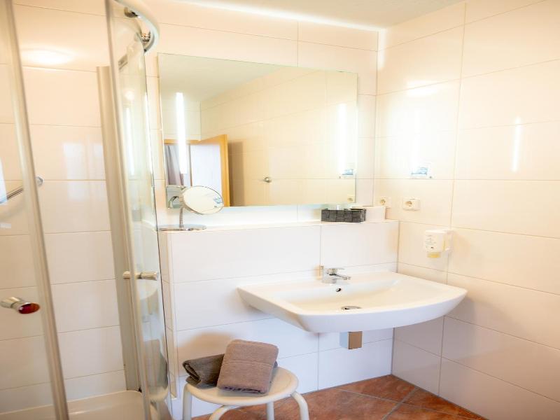 Aara Hotel image