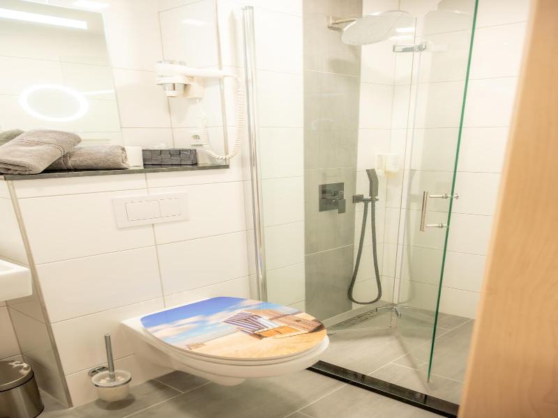 Aara Hotel image