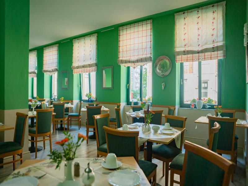 Hotel Adagio image