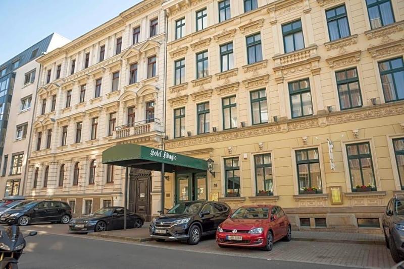 Hotel Adagio image