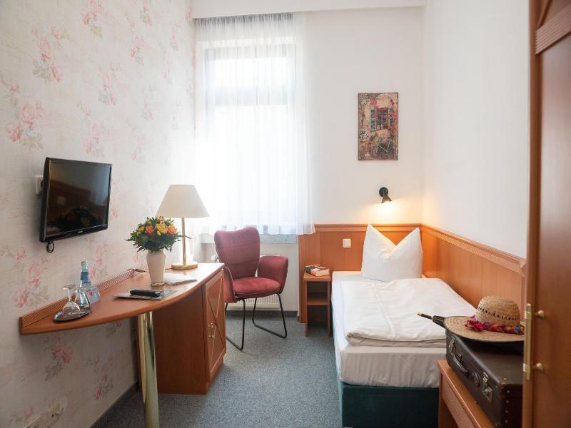 Hotel Adagio image