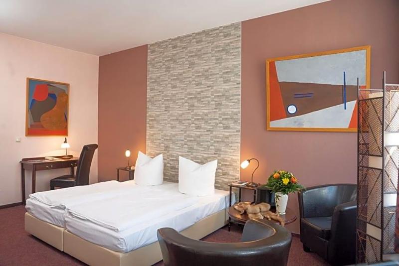 Hotel Adagio image