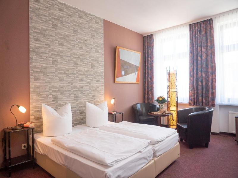 Hotel Adagio image