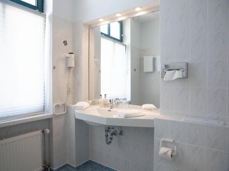 Hotel Adagio image