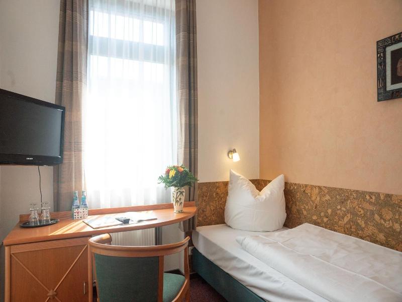 Hotel Adagio image