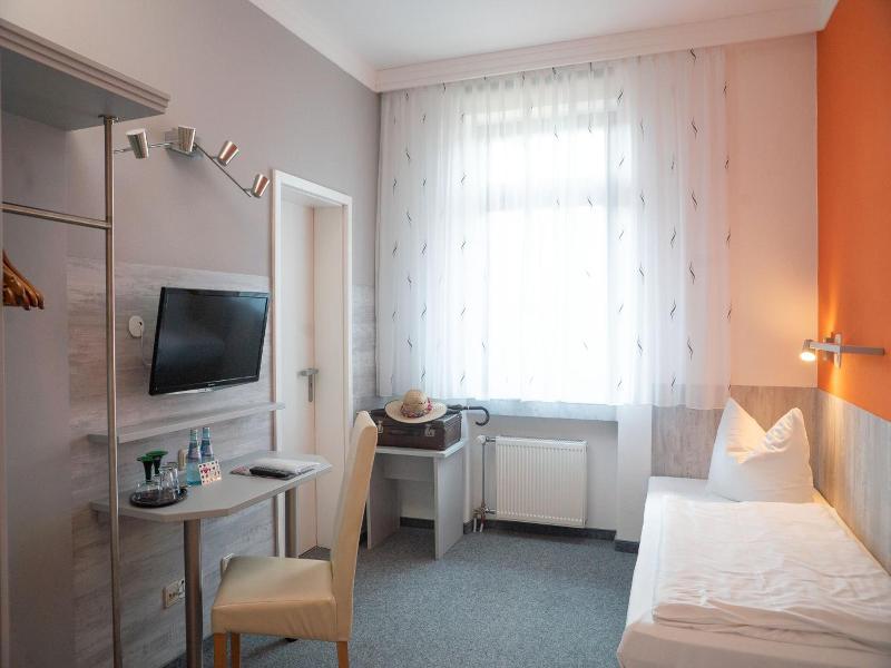 Hotel Adagio image