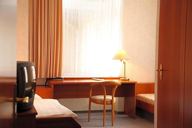 Ackfeld Hotel Restaurant image