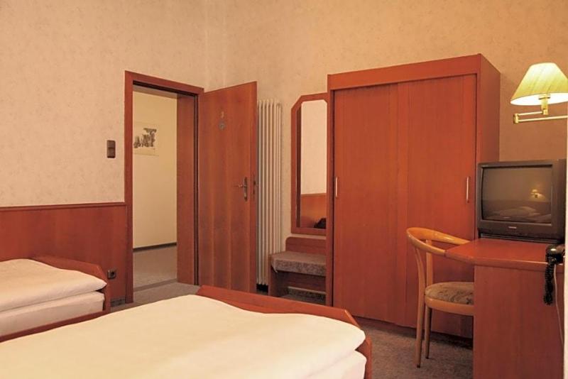 Ackfeld Hotel Restaurant image