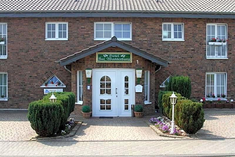 Hotel Zur Wasserburg image
