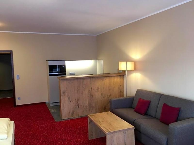 Parkhotel Leiser image