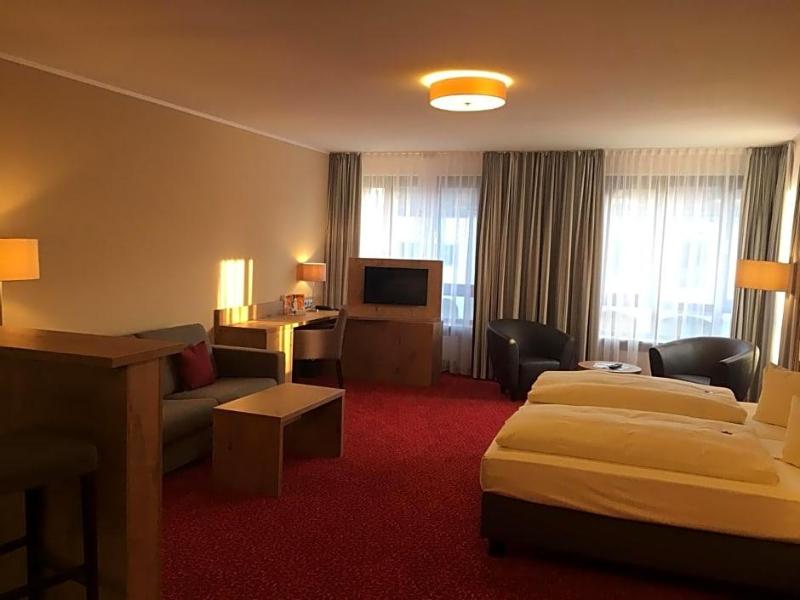 Parkhotel Leiser image