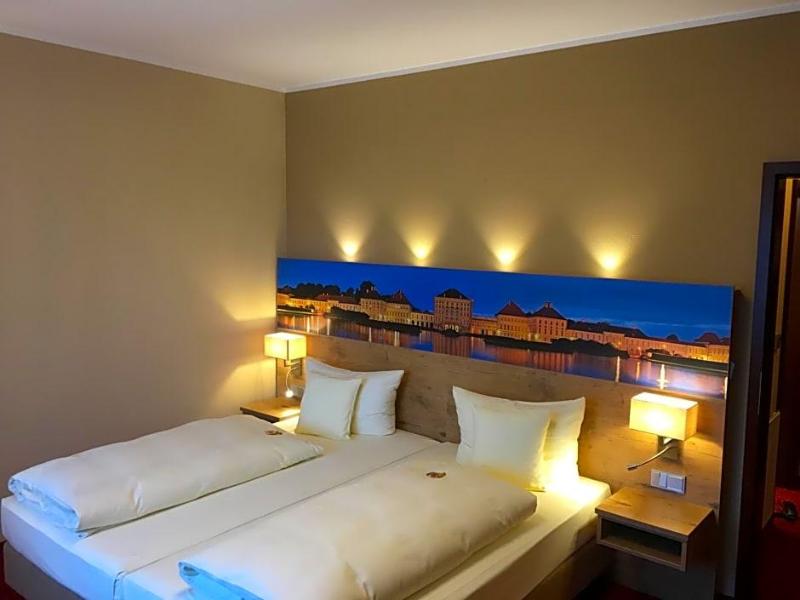 Parkhotel Leiser image