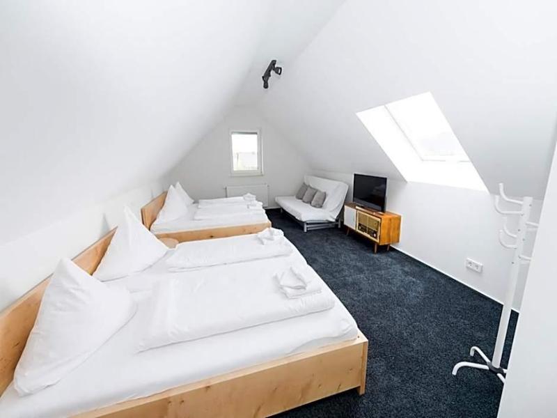 Hotel Rhv Nhof image