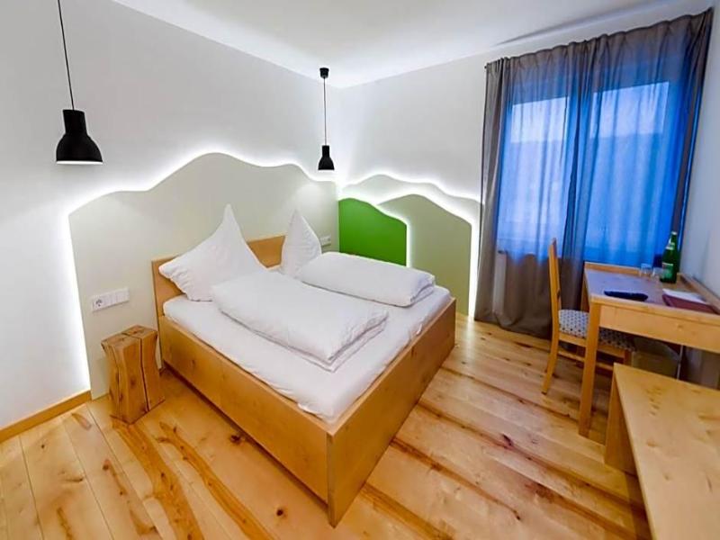 Hotel Rhv Nhof image