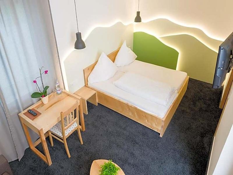 Hotel Rhv Nhof image