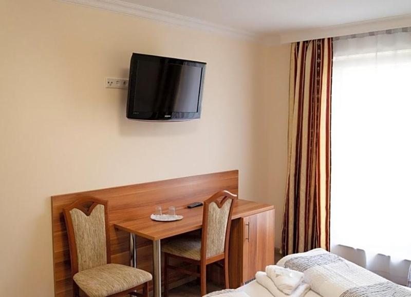 Hotel Kennedy image