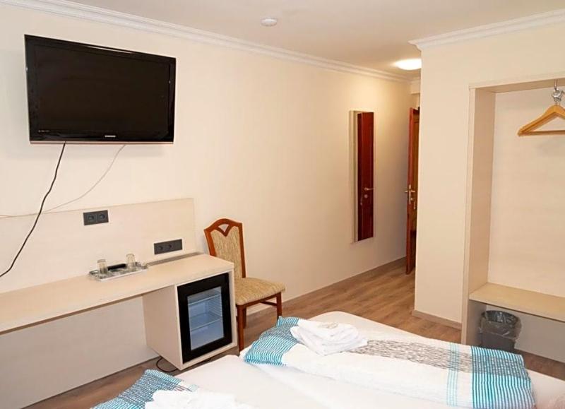 Hotel Kennedy image