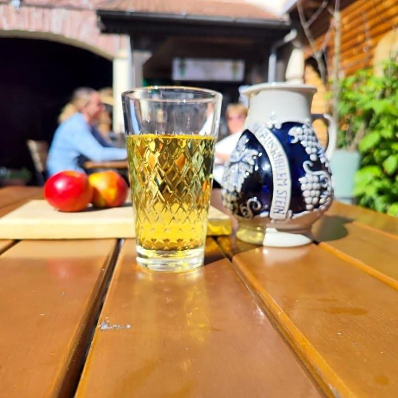 Gasthaus Hotel Drei Lilien image