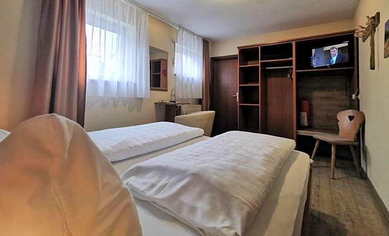 Gasthaus Hotel Drei Lilien image