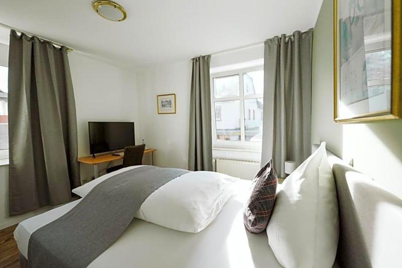 Hotel Grv Ner Baum image