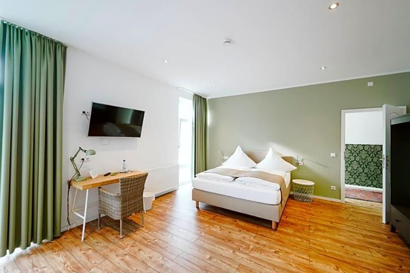 Hotel Grv Ner Baum image
