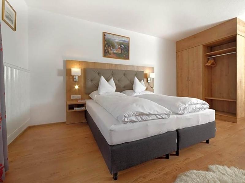 Hotel Chiemseepanorama image