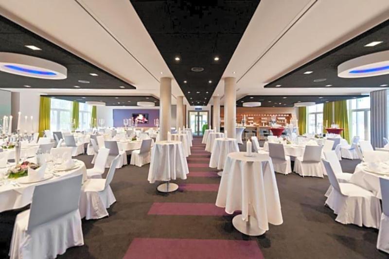 Riverside Hotel image