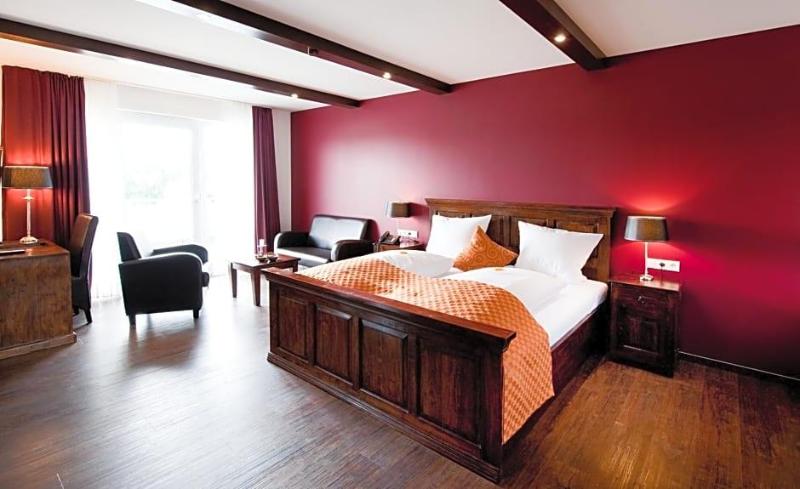 Riverside Hotel image