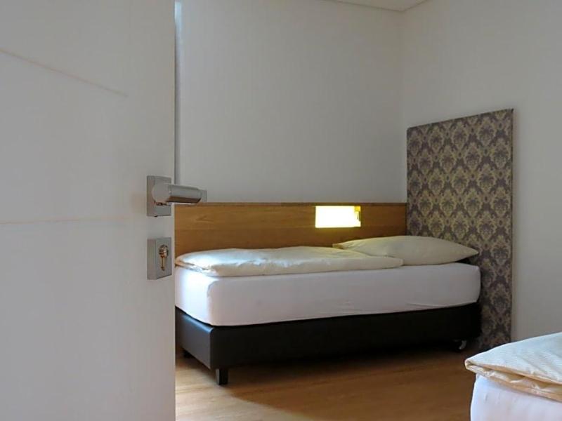 Hotel Kloster Gasthof Speinshart image