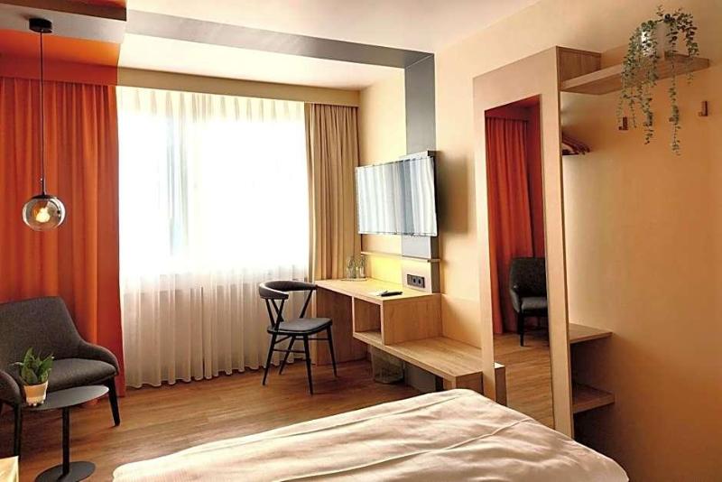 Heinrich Pesch Hotel image