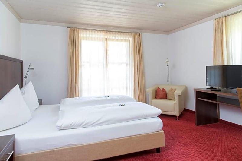 Landhotel Grv Nenbach image