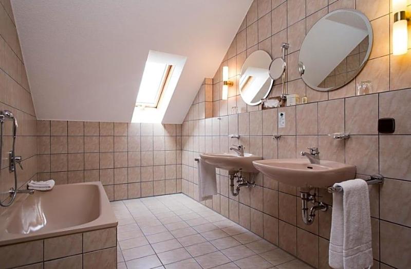 Landhotel Grv Nenbach image