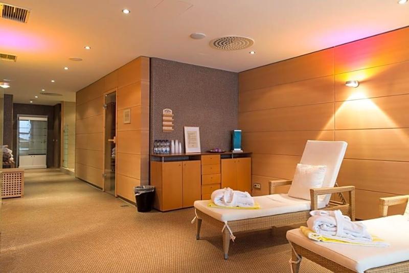 Landhotel Grv Nenbach image