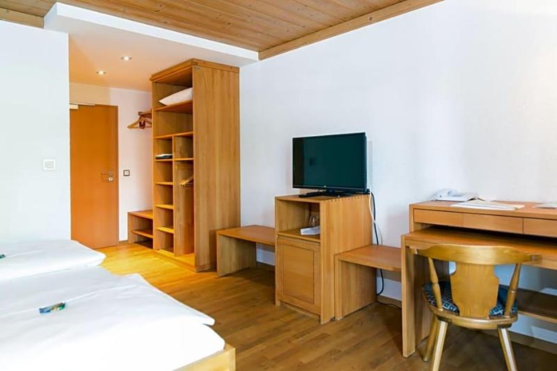Landhotel Grv Nenbach image