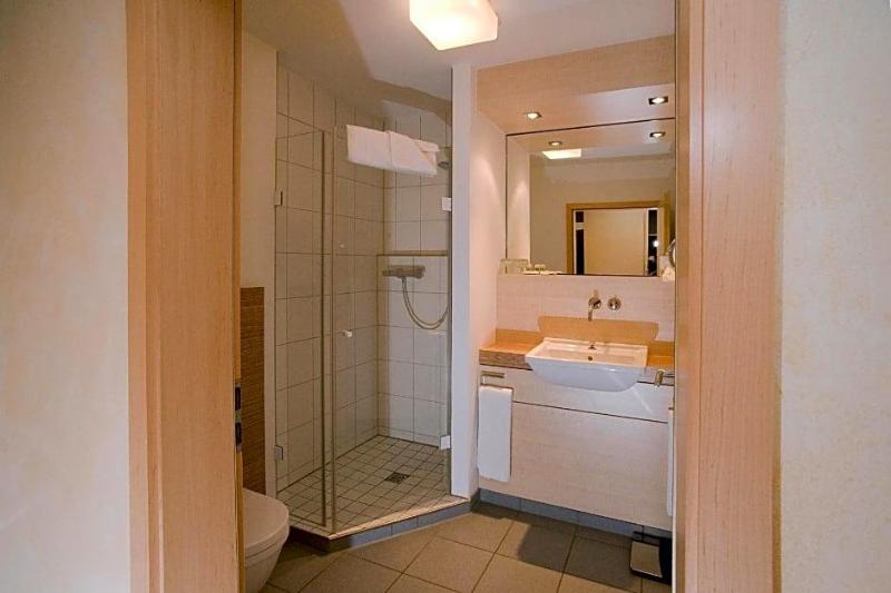Landhotel Grv Nenbach image