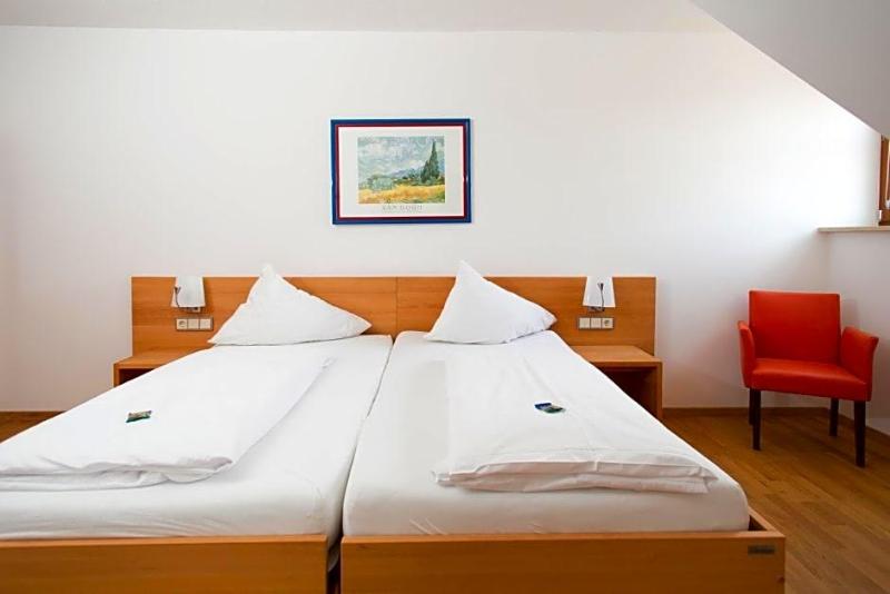 Landhotel Grv Nenbach image