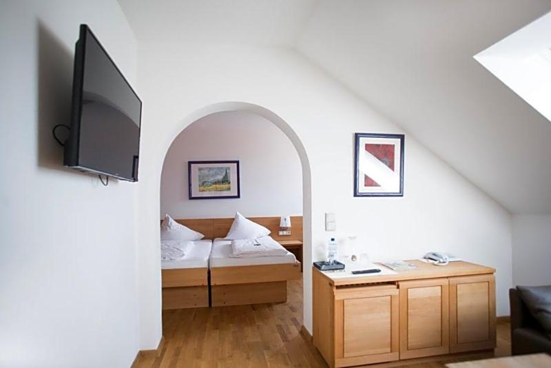 Landhotel Grv Nenbach image