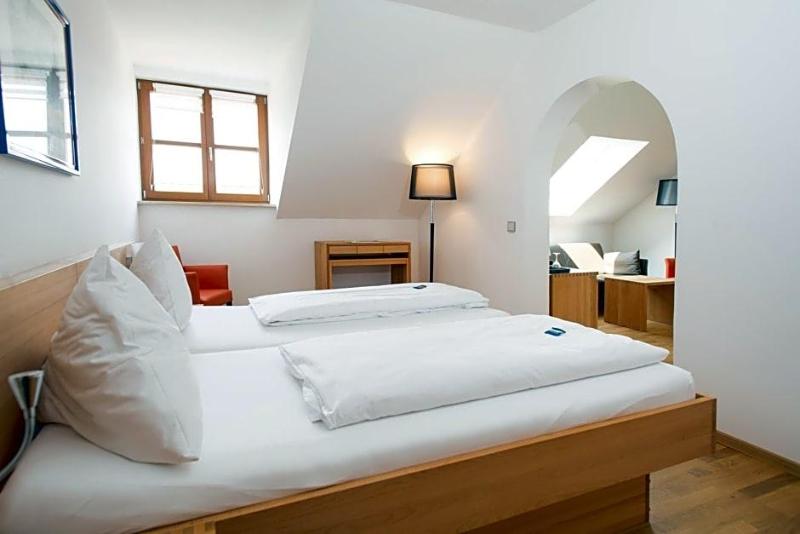 Landhotel Grv Nenbach image