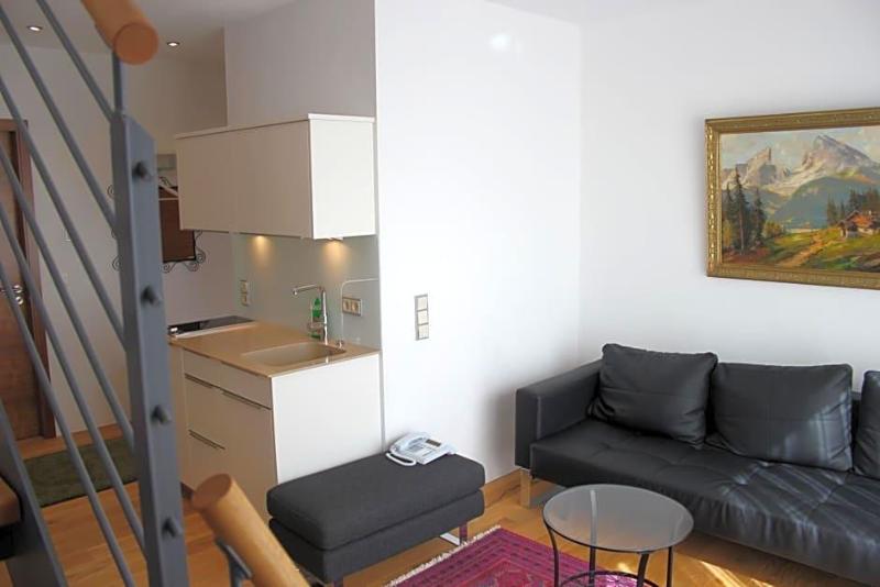 Landhotel Grv Nenbach image