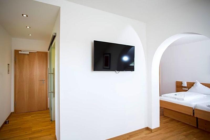 Landhotel Grv Nenbach image