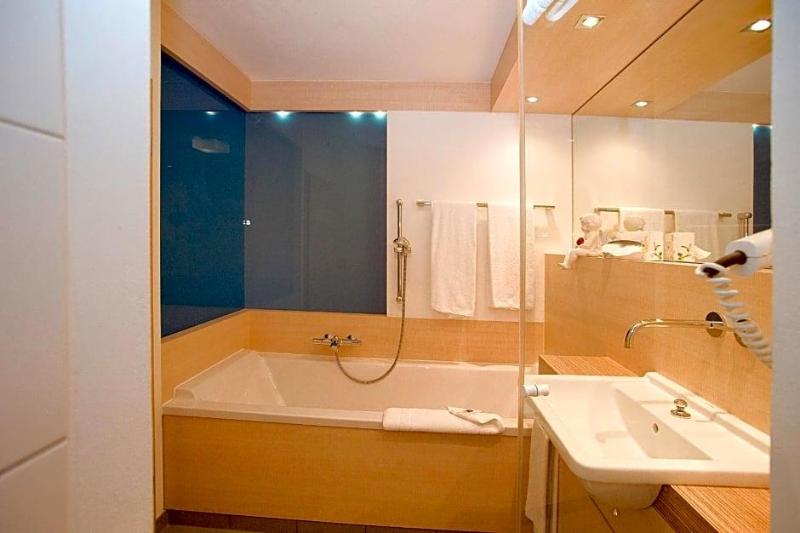 Landhotel Grv Nenbach image