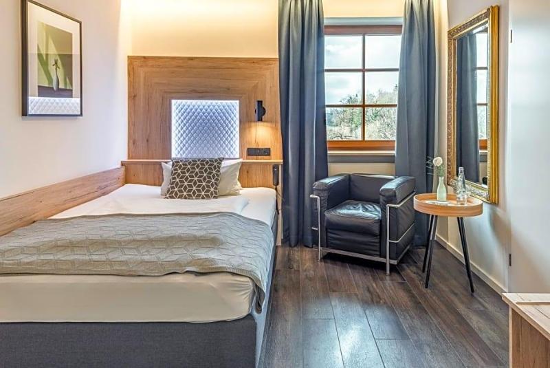 Hotel Neuer Am See image