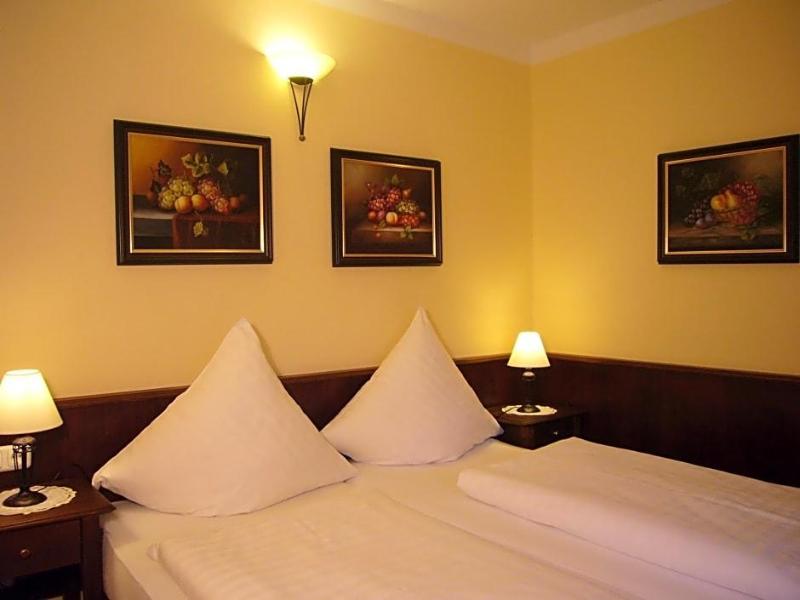Klassik Hotel Am Tor image