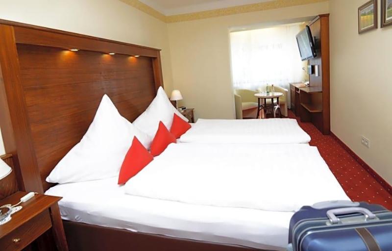 Klassik Hotel Am Tor image